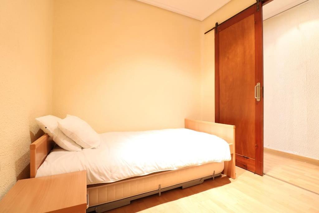 Piso En El Centro De Castellon Apartment Castellón de la Plana Exterior photo